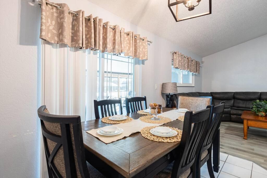 אורלנדו 13 Mins From Disney Arcade, Private Pool, & Themed Rooms מראה חיצוני תמונה